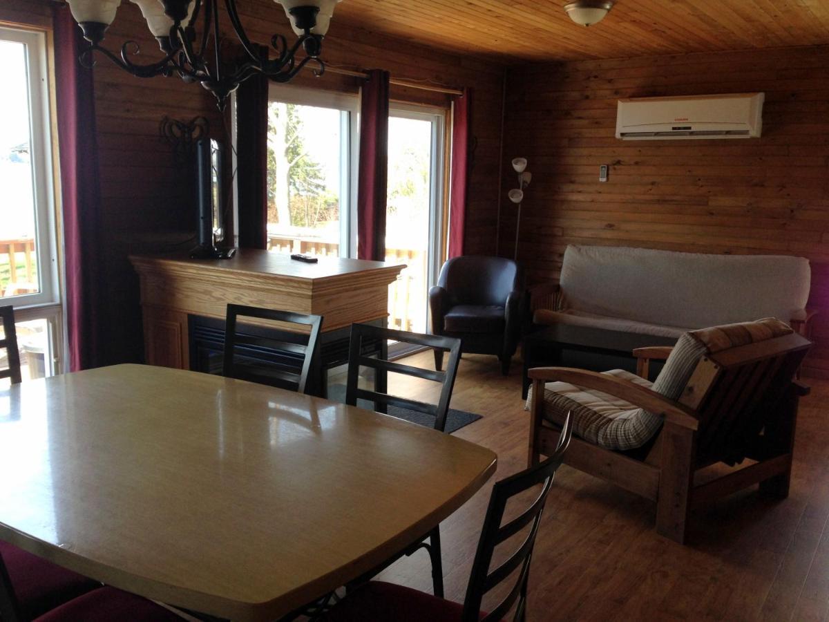 Merland Park Cottages And Motel Picton Extérieur photo