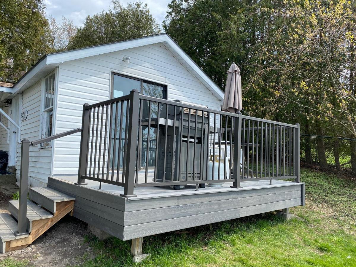 Merland Park Cottages And Motel Picton Extérieur photo