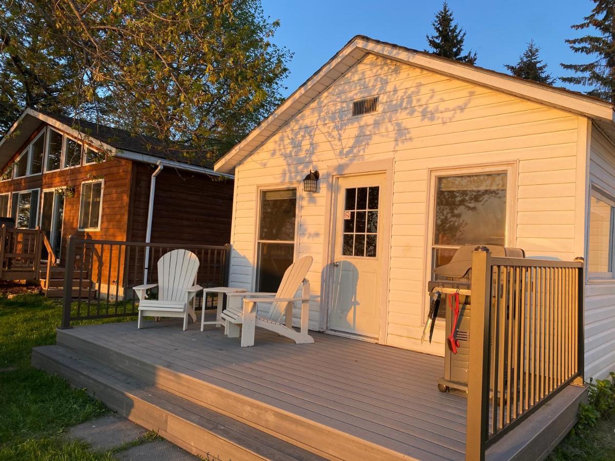 Merland Park Cottages And Motel Picton Extérieur photo