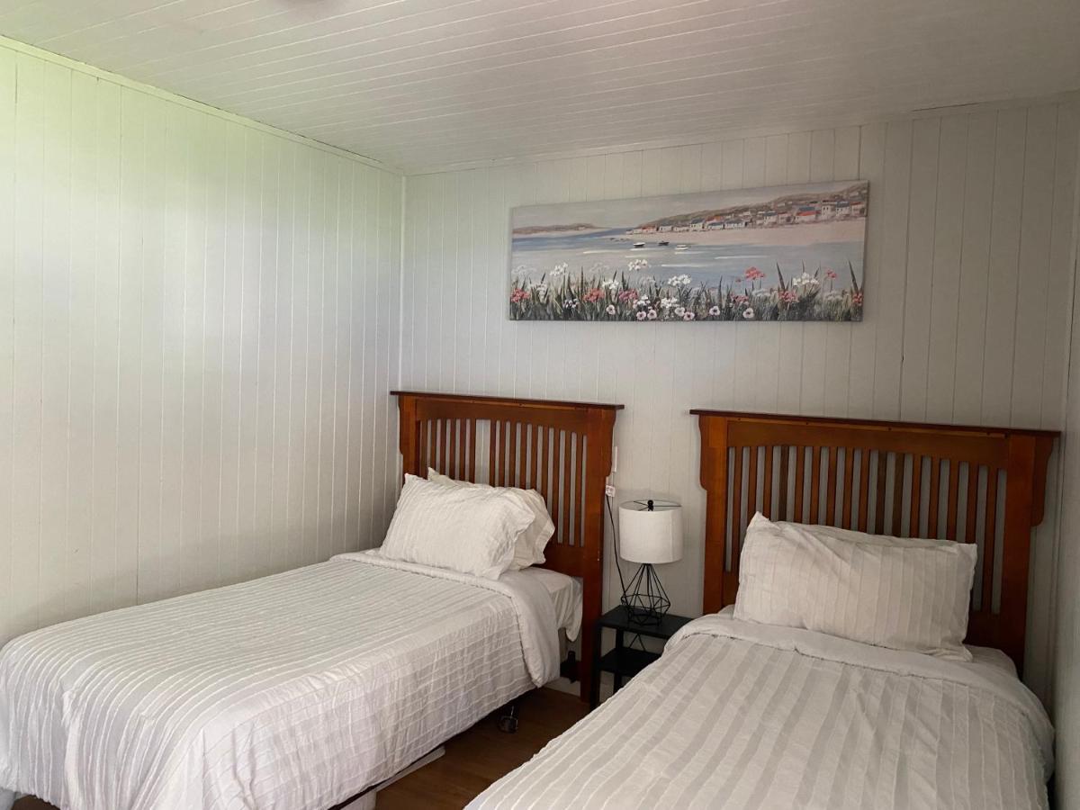 Merland Park Cottages And Motel Picton Extérieur photo