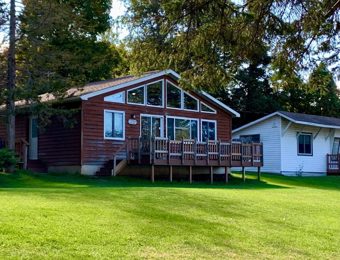 Merland Park Cottages And Motel Picton Extérieur photo