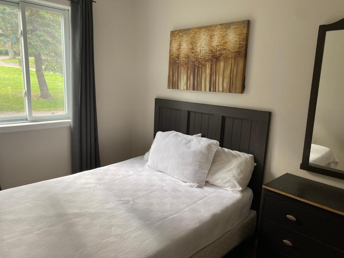 Merland Park Cottages And Motel Picton Extérieur photo
