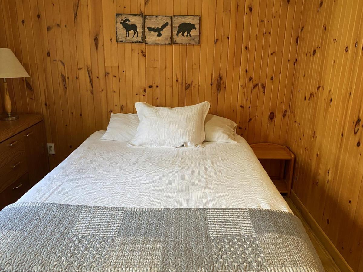 Merland Park Cottages And Motel Picton Extérieur photo